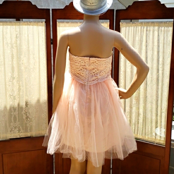 NWT London Strapless lace top tulle skirt dress - Picture 3 of 7